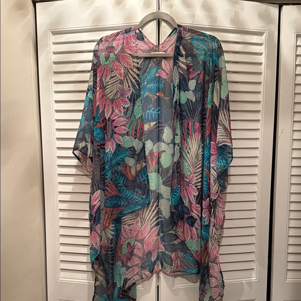 Tropical Leaf Print Sheer Kimono Wrap